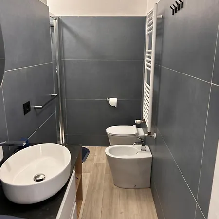 Apartament Accogliente Vicino Al Centro E Fiera *